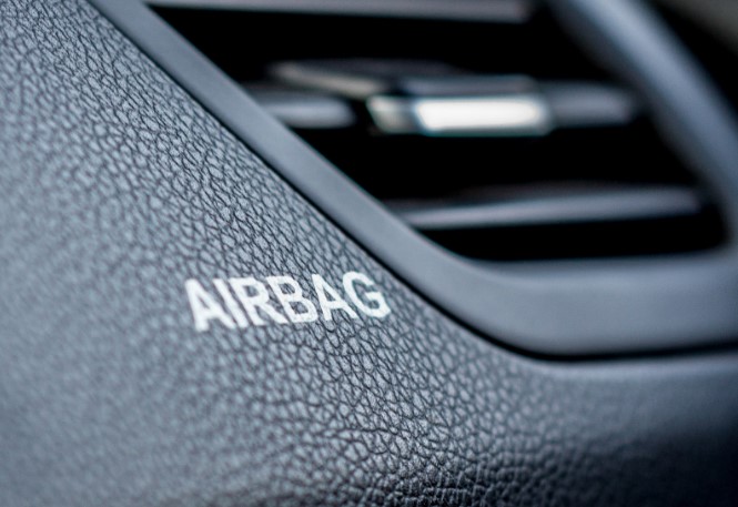 Как подушка безопасности водителя спасает жизни